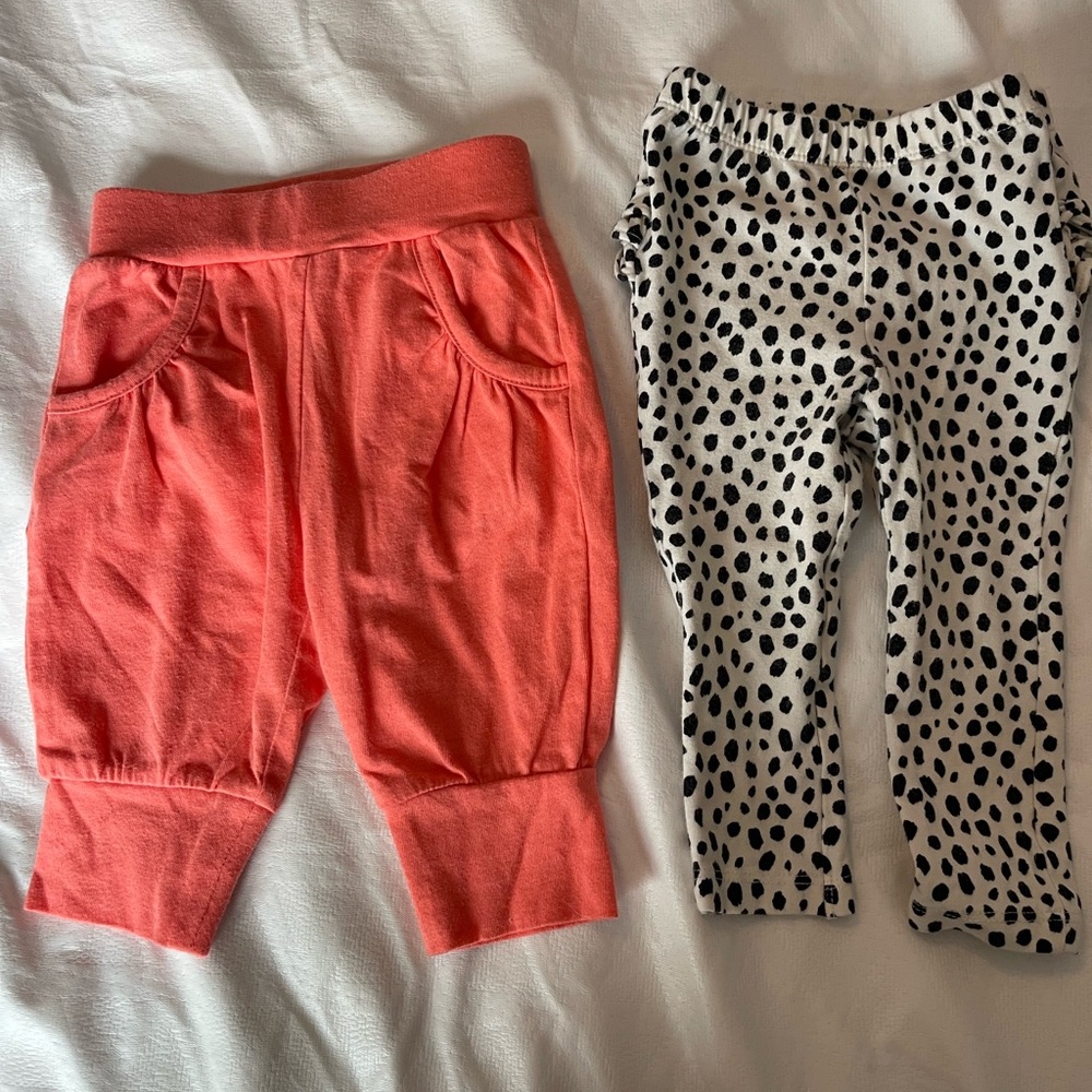 Old Navy Vibrant Coral & Black white leopard Pants